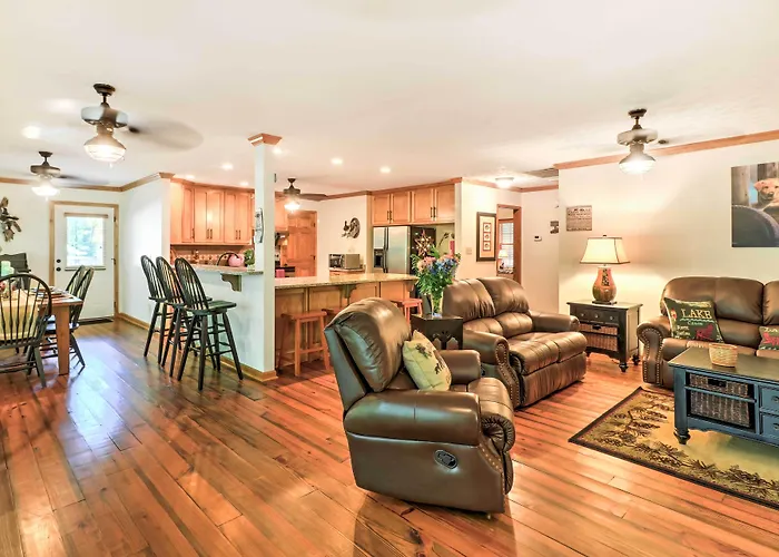 Waterfront West Point Lake Cabin W/ Private Dock!