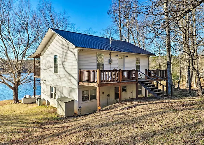 Lakefront Delta Cottage W/ Views, Canoe & Dock!